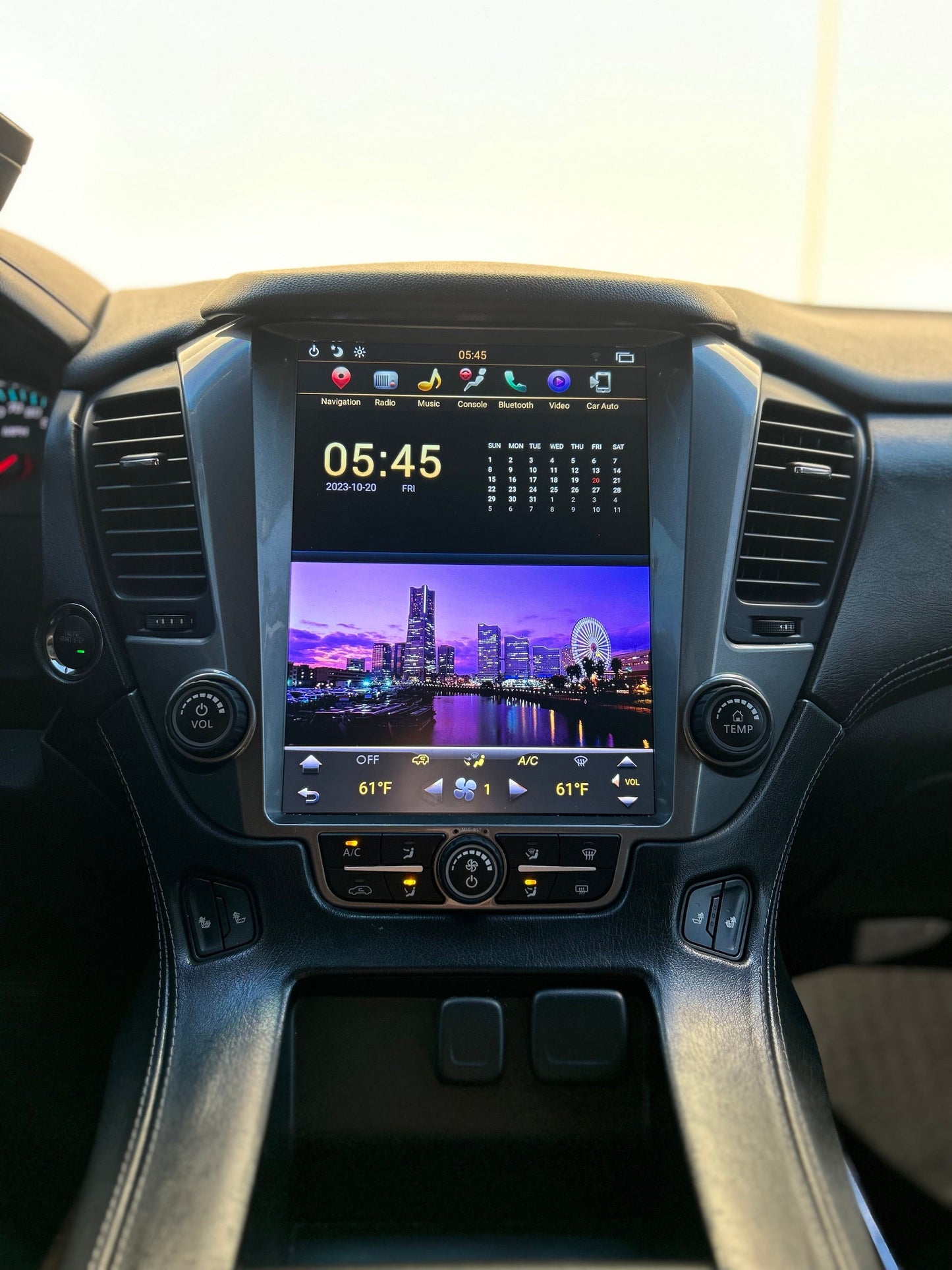 12.1/14.5" 13/14 Fast boot Vertical Screen Navigation Radio for Chevrolet Tahoe Suburban GMC Yukon 2015 - 2020