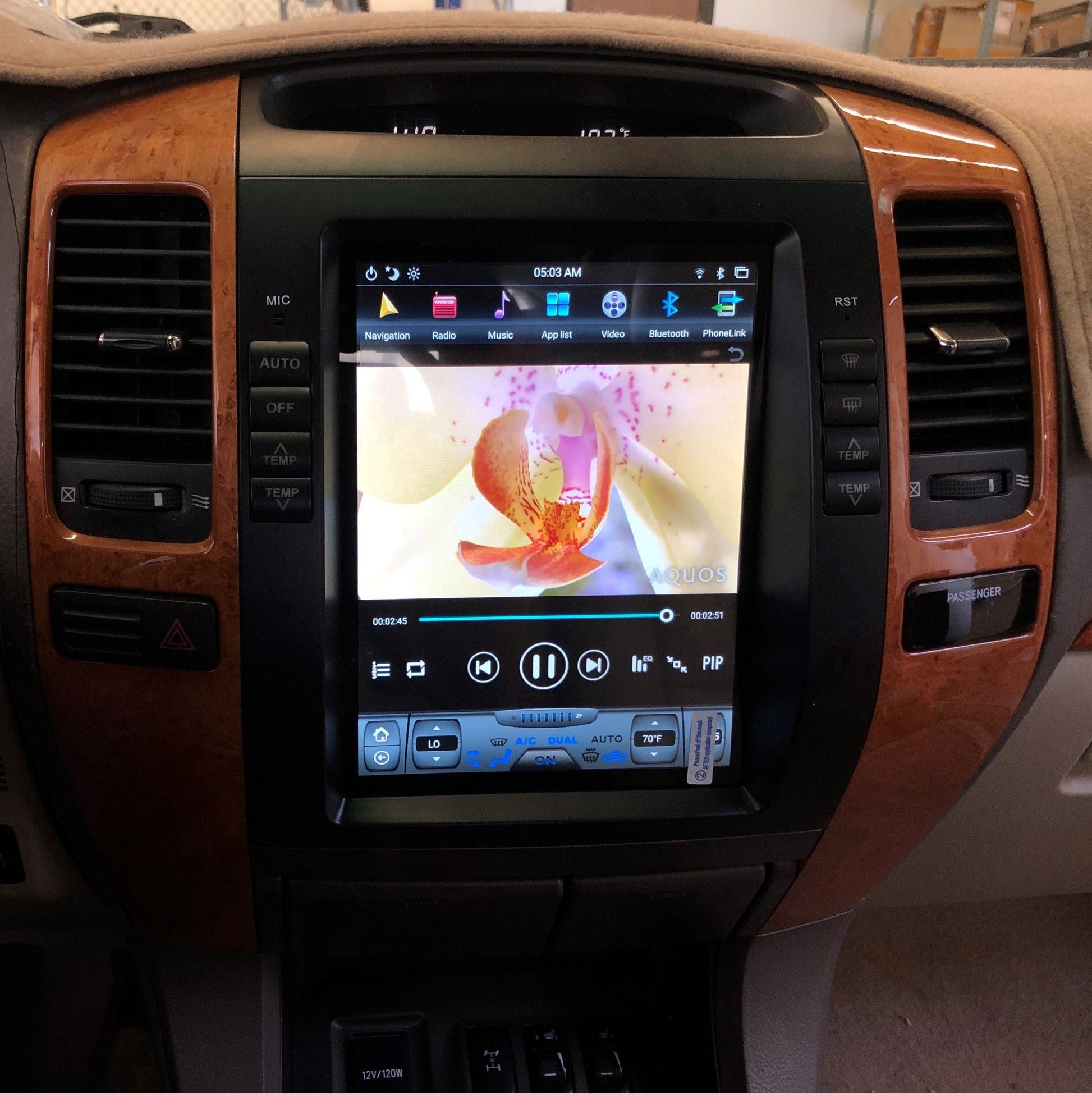 [ G6 octa-core ] 10.4" Vertical Screen Android 11 Fast boot Navigation Radio for Lexus GX 470 2003 - 2009 | Phoenix Automotive